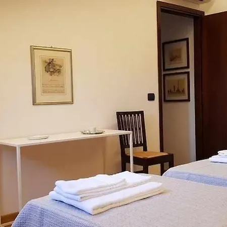 Interno Gavi Elegante Nel Cuore Di Appartamento